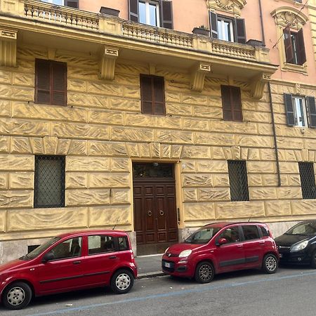 At Your Place Rome Bagian luar foto