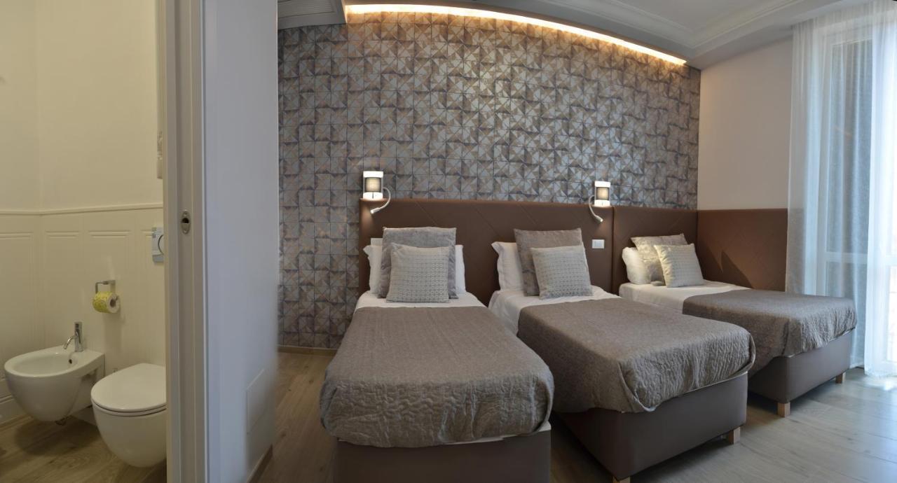 At Your Place Rome Bagian luar foto