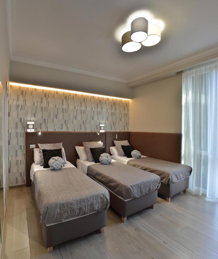 At Your Place Rome Bagian luar foto