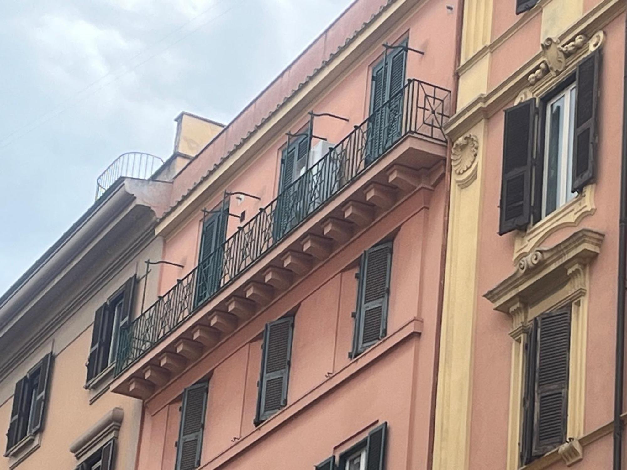 At Your Place Rome Bagian luar foto